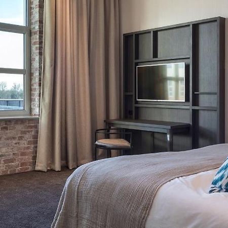 Van Der Valk Hotel Апелдоорн Екстериор снимка