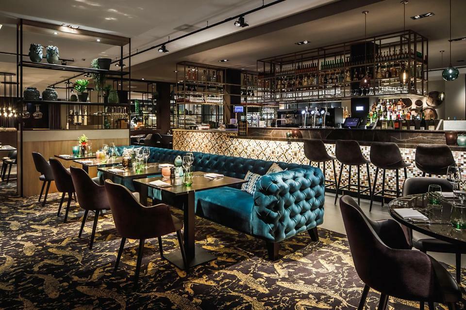 Van Der Valk Hotel Апелдоорн Екстериор снимка